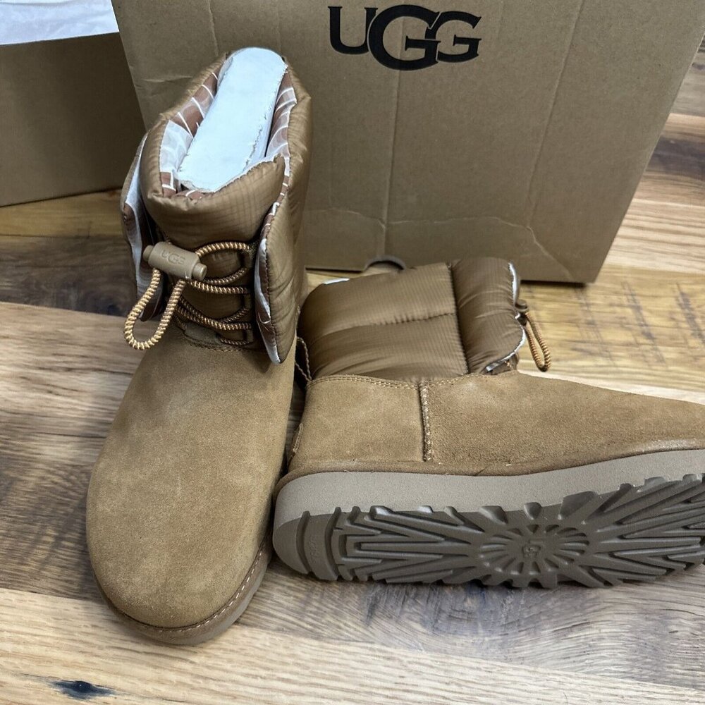 UGG womens NEW Classic Maxi Toggle boots 6 weatherproof cover